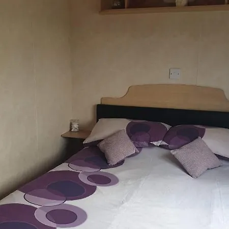 L25 L&G Caravan Hire 6 Berth Millfields Family Only And Lead Person Must Be Over 30 Max 4 Adults Ingoldmells Exterior foto