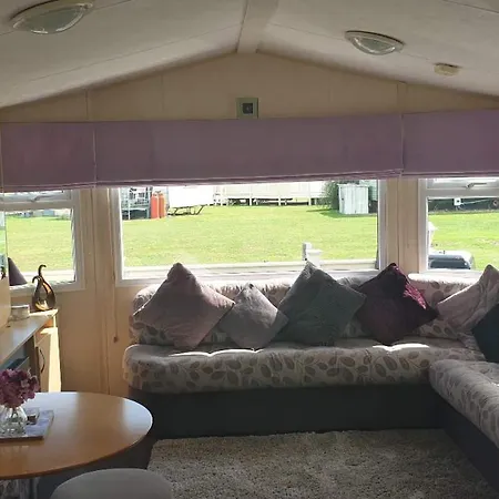 L25 L&G Caravan Hire 6 Berth Millfields Family Only And Lead Person Must Be Over 30 Max 4 Adults Ingoldmells Exterior foto