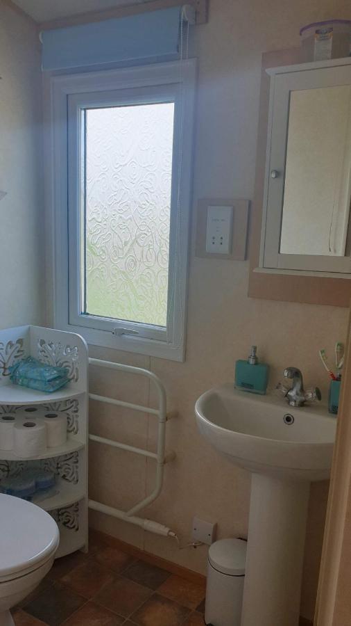 L25 L&g Caravan Hire 6 Berth Millfields Family Only And Lead Person Must Be Over 30 Max 4 Adults Appartement