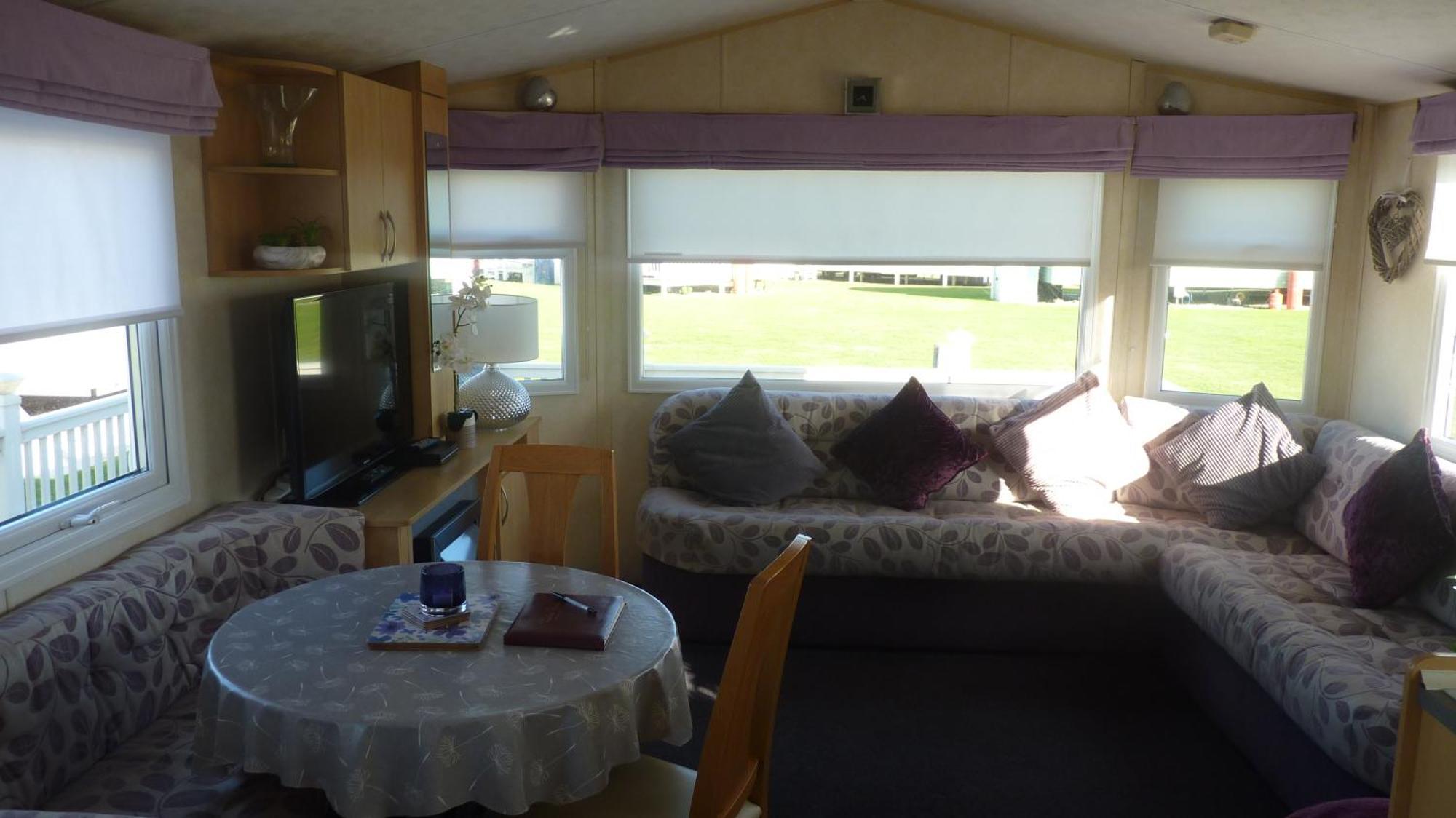Appartement L25 L&g Caravan Hire 6 Berth Millfields Family Only And Lead Person Must Be Over 30 Max 4 Adults *
