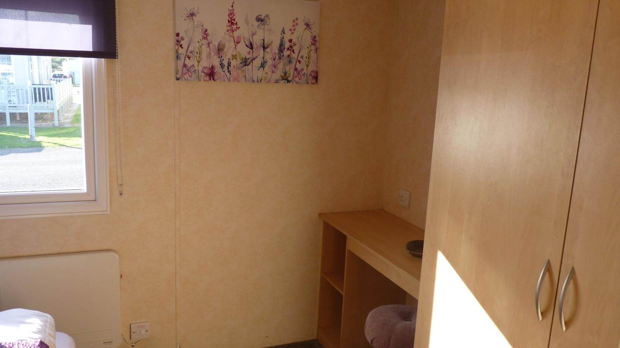 L25 L&g Caravan Hire 6 Berth Millfields Family Only And Lead Person Must Be Over 30 Max 4 Adults Ingoldmells